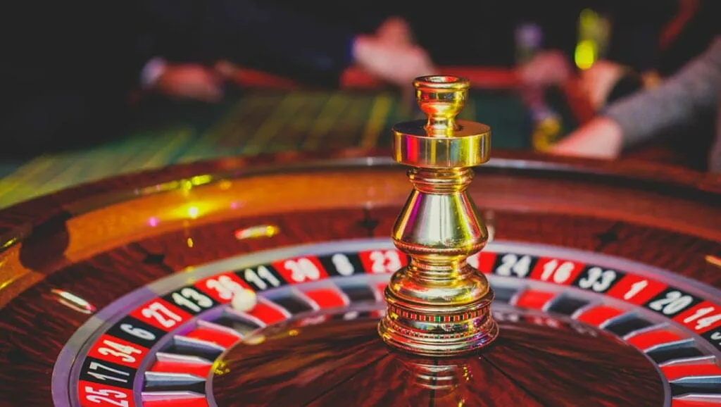 How to Play Roulette in a Casino: Full Guide